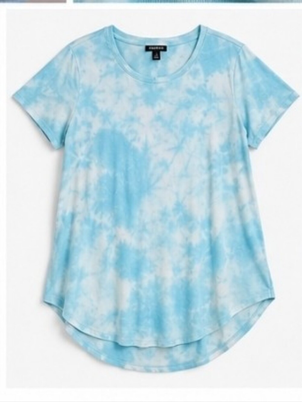 Torrid Stella T-Shirt 3 3X 22-24 Blue Tie Dye Short Sleeve Curved Hem NWT